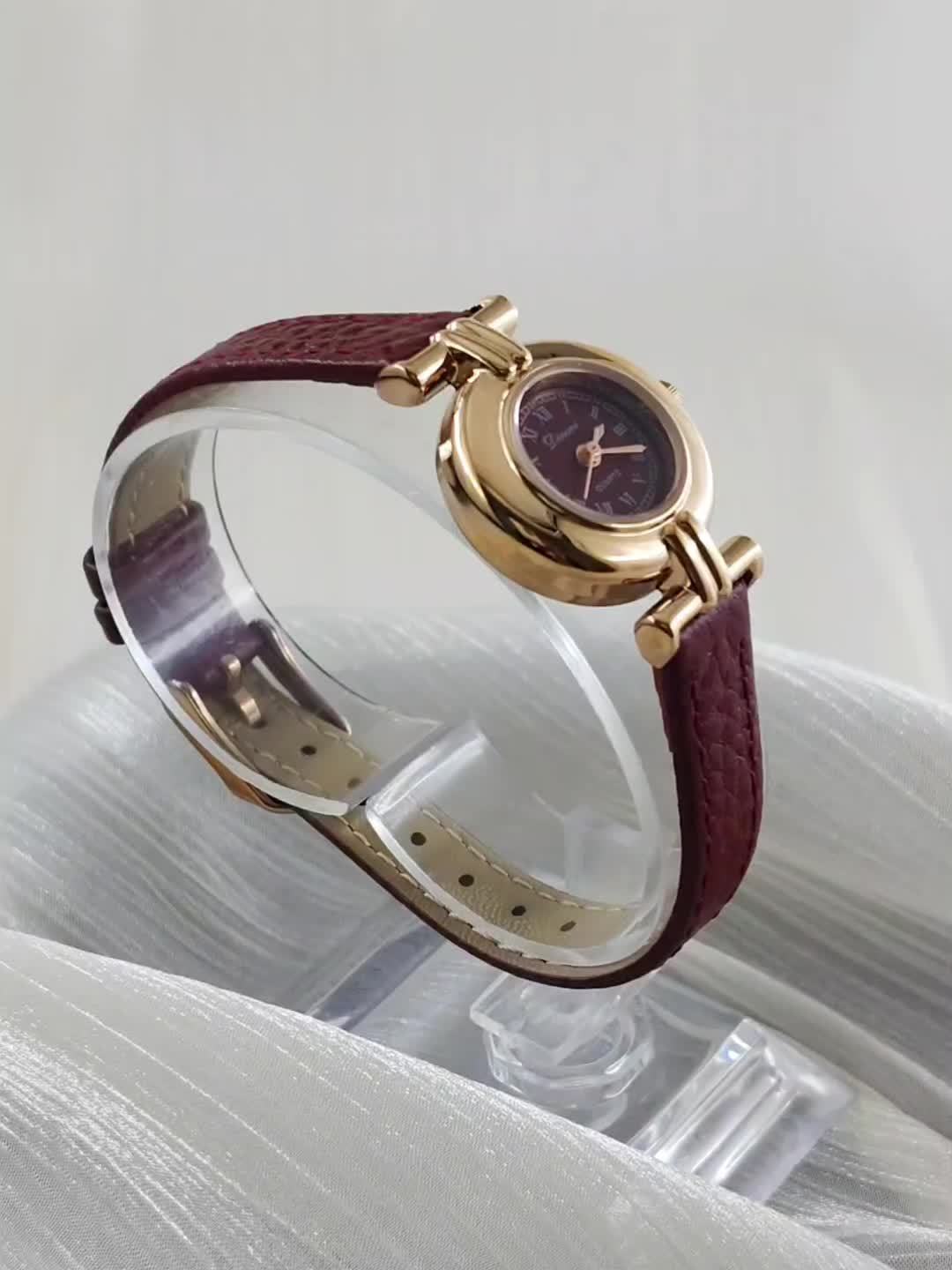 Elegant Women'S Quartz Watch with Red Faux Leather Strap - Bohemian Style, Round Dial, Golden-Tone Case, Perfect Gift for Her, Stylish Accessory|Bohemian Style Watch|Quartz Movement