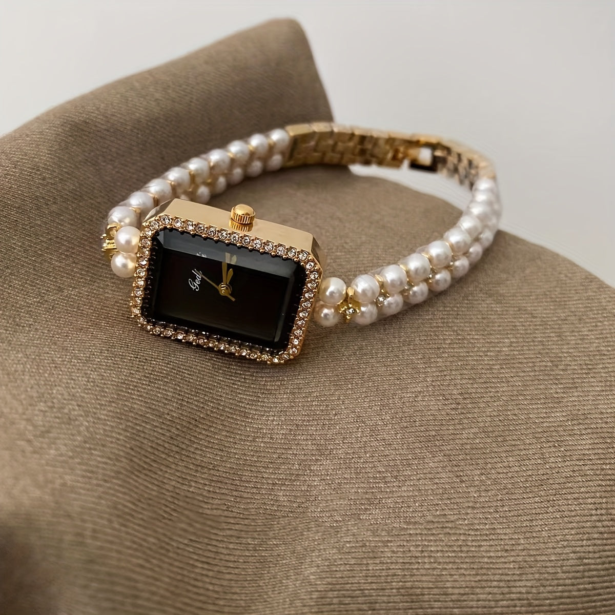 Elegant Square Dial Faux Pearl Bracelet Watch with Golden-Tone Zinc Alloy Band, Sparkling Rhinestone Accents, and Roman Numerals - Chic Fashion Accessory for Women, Ladies Watch