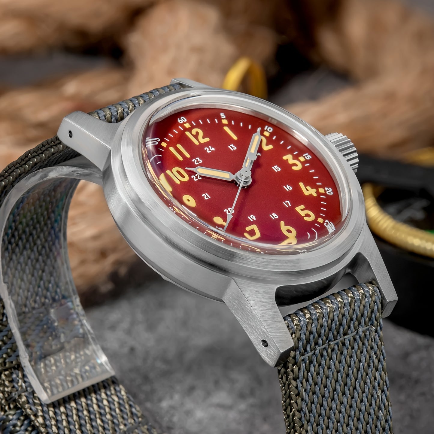 ADDIESDIVE Automatic mechanical Men's watch NH35A Movement 36mm Small and simple, with an outdoor sports style Red AD2076