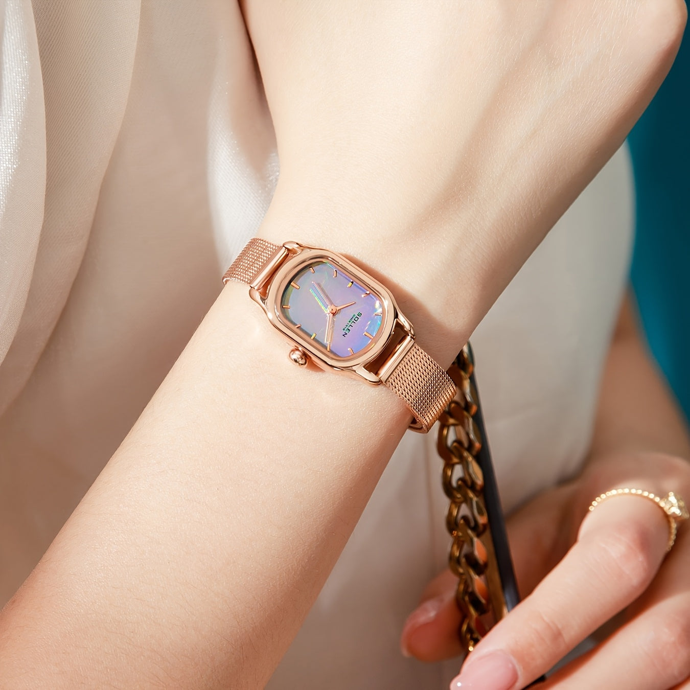 Ladies' Quartz Timepiece - Model 425, Elegant And Compact Design, Beautiful Square Dial, Perfect for Valentine'S Day Gifts, Quartz Mechanism, Great Option for Presenting