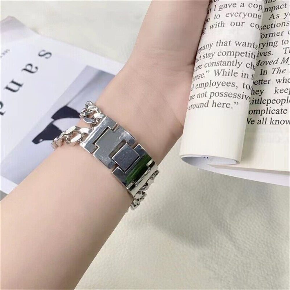 Fashion Design Rhinestone Chain Watch Band for iWatch Series 10 9 8 7 6 5 4 3 2 1 Metal Heart Style Bracelet for iWatch 38\u002F 40\u002F 41mm 42\u002F 44\u002F 45mm