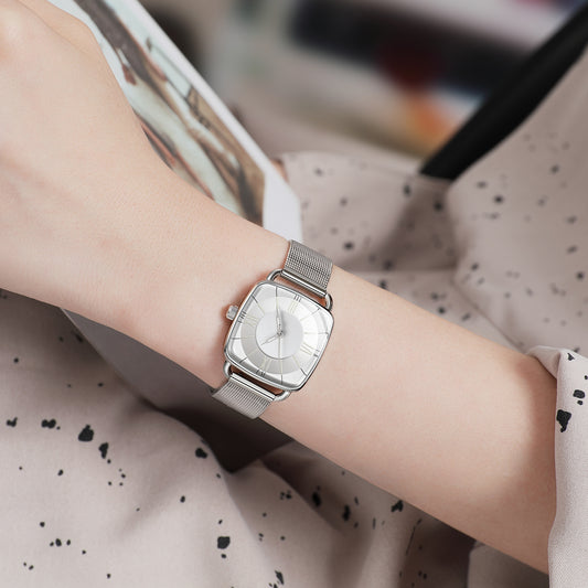 Women'S Quartz Watch with Luminous Dial - Minimalist Round Case, Metal Band, and Black Dial for Casual Wear, Casual Wear Watch | Minimalist Watch | Metallic Watch Band